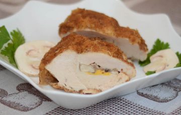 куриная грудка с грибами и сыром