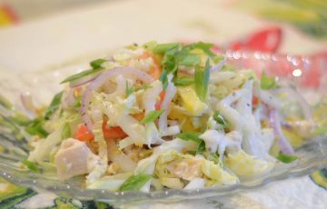 салат с курицей и сладким перцем