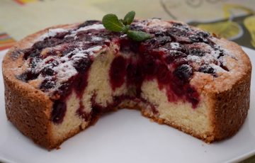вкуснейший вишневый пирог с замороженной вишней в духовке рецепт с фото