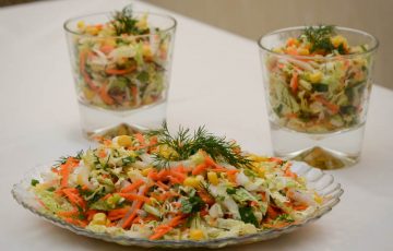 простой овощной салат с кукурузой рецепт с фото