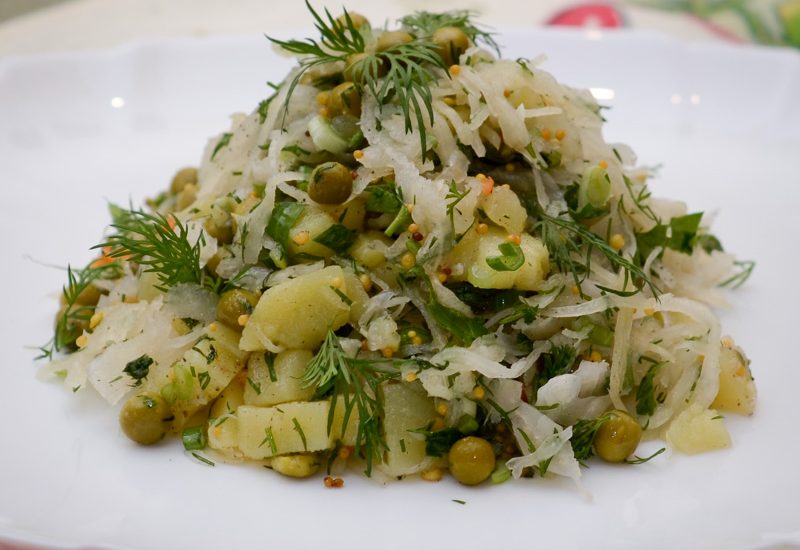 салат из квашеной капусты рецепт с фото пошагово