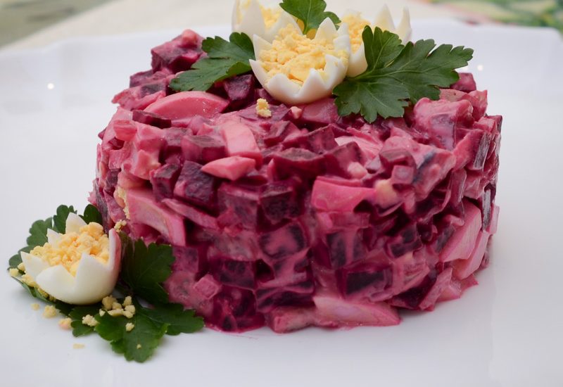 вкусный салат с сельдью рецепт с фото пошагово