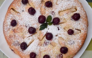 вкусный пирог с яблоками и вишней рецепт с фото пошагово