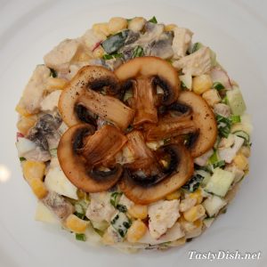 вкусный салат с курицей и грибами рецепт с фото пошагово