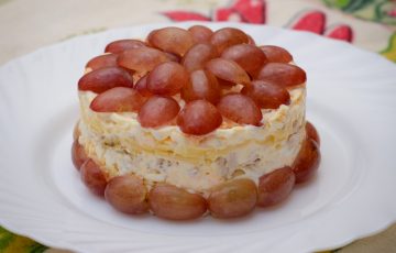 вкусный салат с виноградом и курицей рецепт с фото пошагово